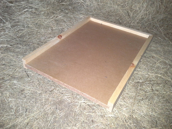 Pine Solid Bottom, 8 Frame, Assembled