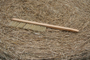 Wood Bee Brush